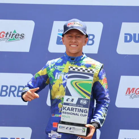 Jovem de Vitória da Conquista se destaca no kart e tem trajetória contada na Globo, no Esporte Espetacular