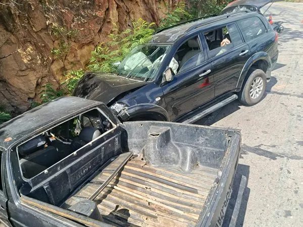 Colisão entre dois veículos deixa ferido na BA-148 entre Livramento de Nossa Senhora e Rio de Contas