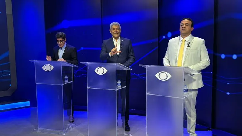 PT e PSol fazem dobradinha contra ACM Neto durante debate na Bahia