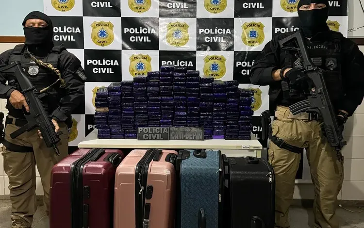 Reprodução / Dupla é presa com 100 kg de droga em Guanambi