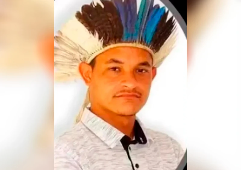 A Vara Criminal de Camacã recebeu, no último dia 17 de outubro, a denúncia do Ministério Público da Bahia (MP-BA) contra cinco homens acusados de envolvimento no homicídio do cacique Lucas Santos de Oliveira, ocorrido em dezembro de 2023, em Pau Brasil, s